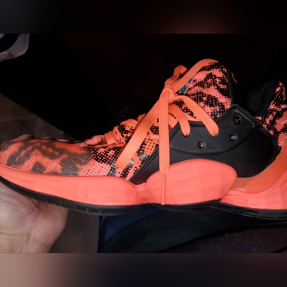 adidas Harden Vol. 4